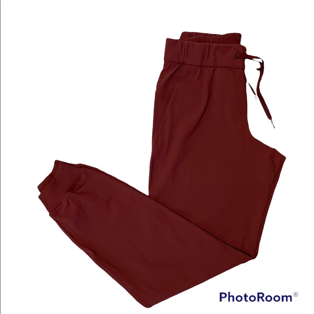 Lululemon🍋 On the Fly Jogger 28” Full-On Luxtreme~ Size 2